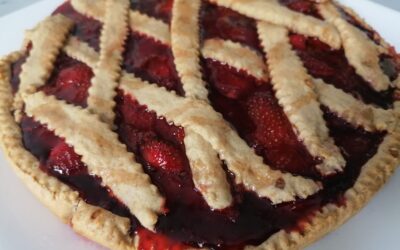 VEGAN STRAWBERRY PIE